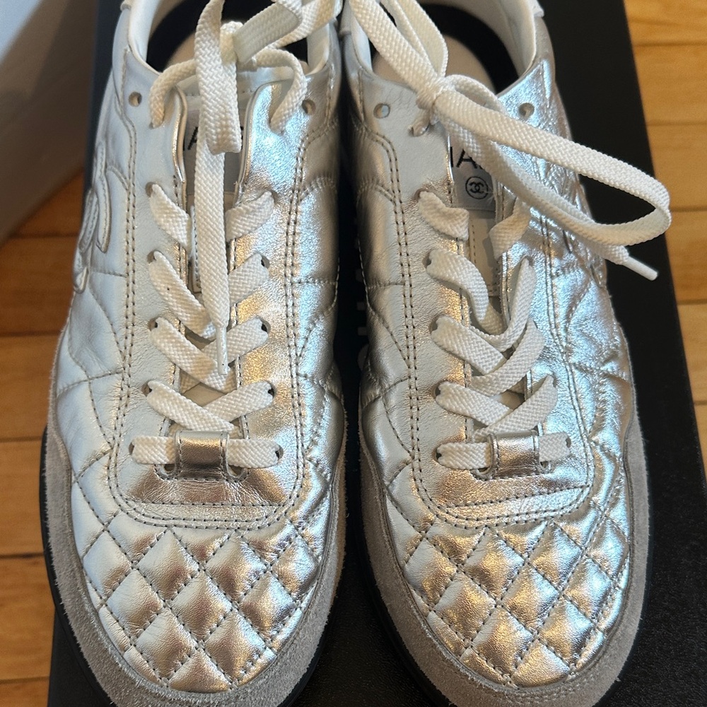 CHANEL Metallic Silver Quilted Sneakers - Picture 2 of 7